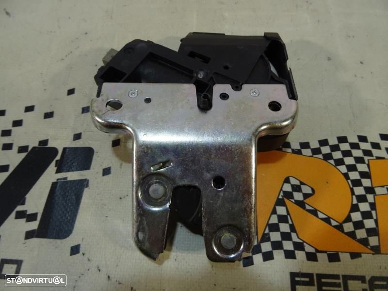 Fecho Da Mala Audi A4 (8K2, B8)  4E0827645a / 4E0 827 645 A / 4F582750 - 8