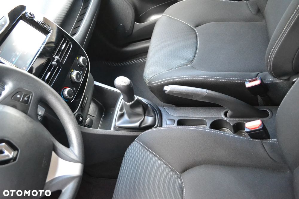 Renault Clio Cargo 1.2 16V 75 Extra - 17