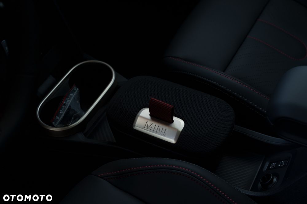 MINI John Cooper Works - 12