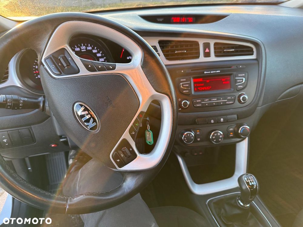 Kia Ceed 1.4 CRDi XL - 13