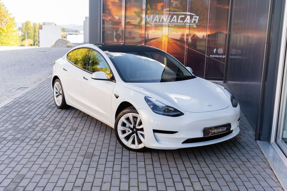 Tesla Model 3 Standard Range Plus RWD