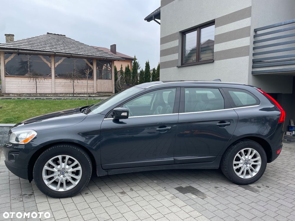Volvo XC 60 2.4D AWD Summum - 3