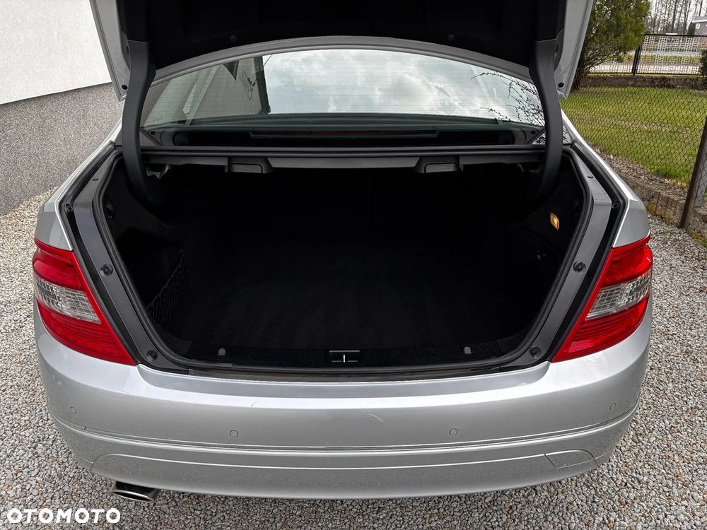 Mercedes-Benz Klasa C - 16