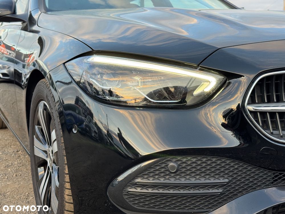 Mercedes-Benz Klasa C 220 d mHEV - 37