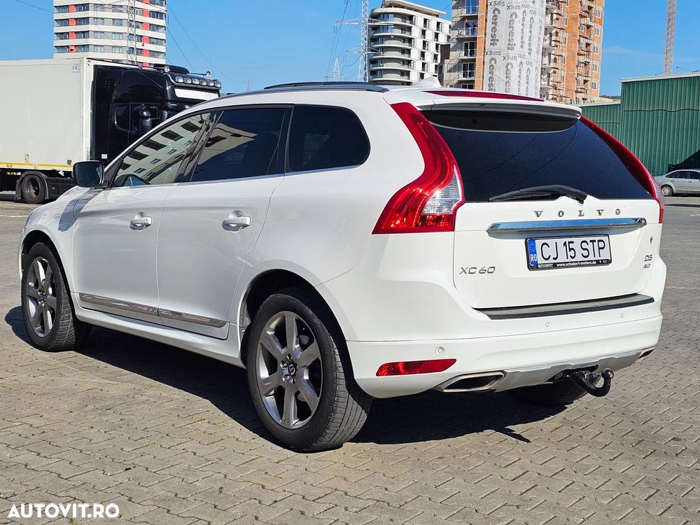Volvo XC 60 D5 AWD Summum - 4