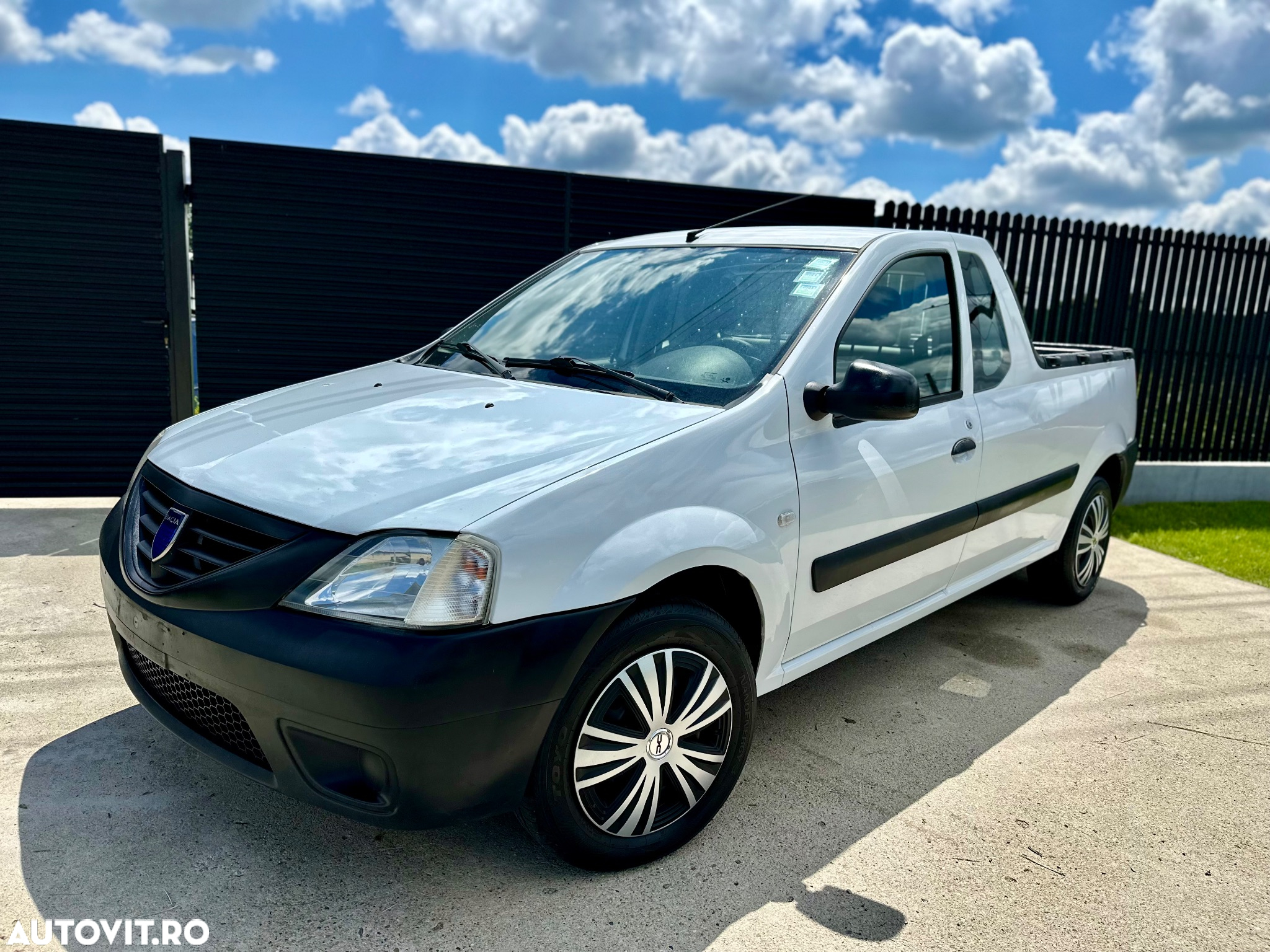 Dacia Pick Up - 9