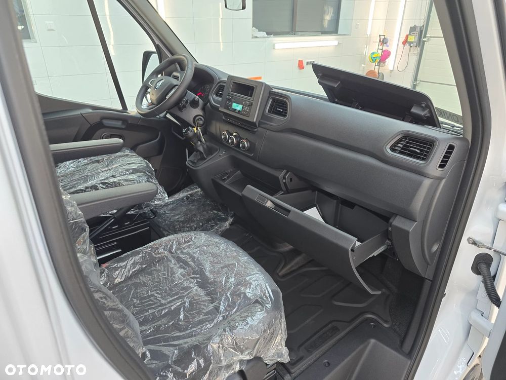 Renault MASTER 17Km WYWROTKA 3 STRONNA 1011Kg Ładowność SILNIK 2,3 AUTO NIE UŻYWANE NA GWARANCJI STAN NOWY NOWY NOWY SALON POLSKA TO SŁONIK BOGATE WYPOSAŻENIE HAK LEDY KLIMA TEMPOMAT - 35