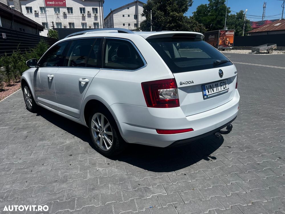 Skoda Octavia 1.6 TDI Premium Edition - 22