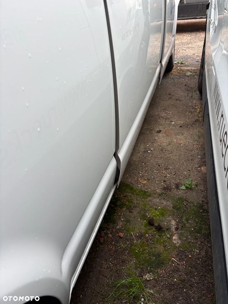 Volkswagen Transporter T6.1 - 23
