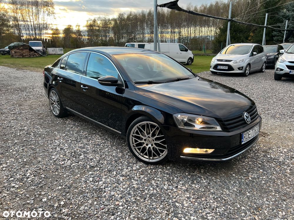 Volkswagen Passat - 2