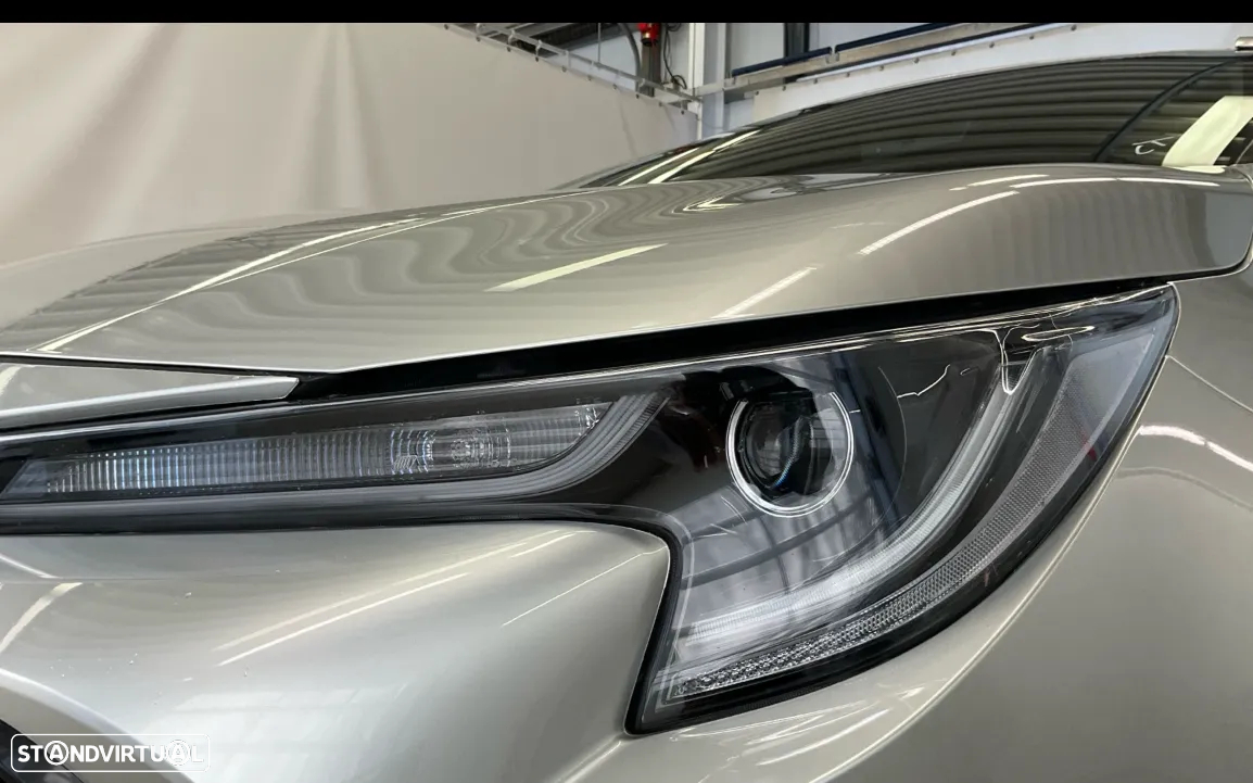 Toyota Corolla Touring Sports 2.0 Hybrid Exclusive - 5