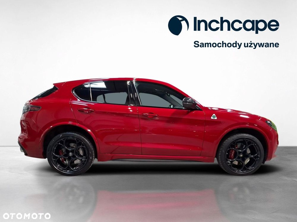 Alfa Romeo Stelvio - 7