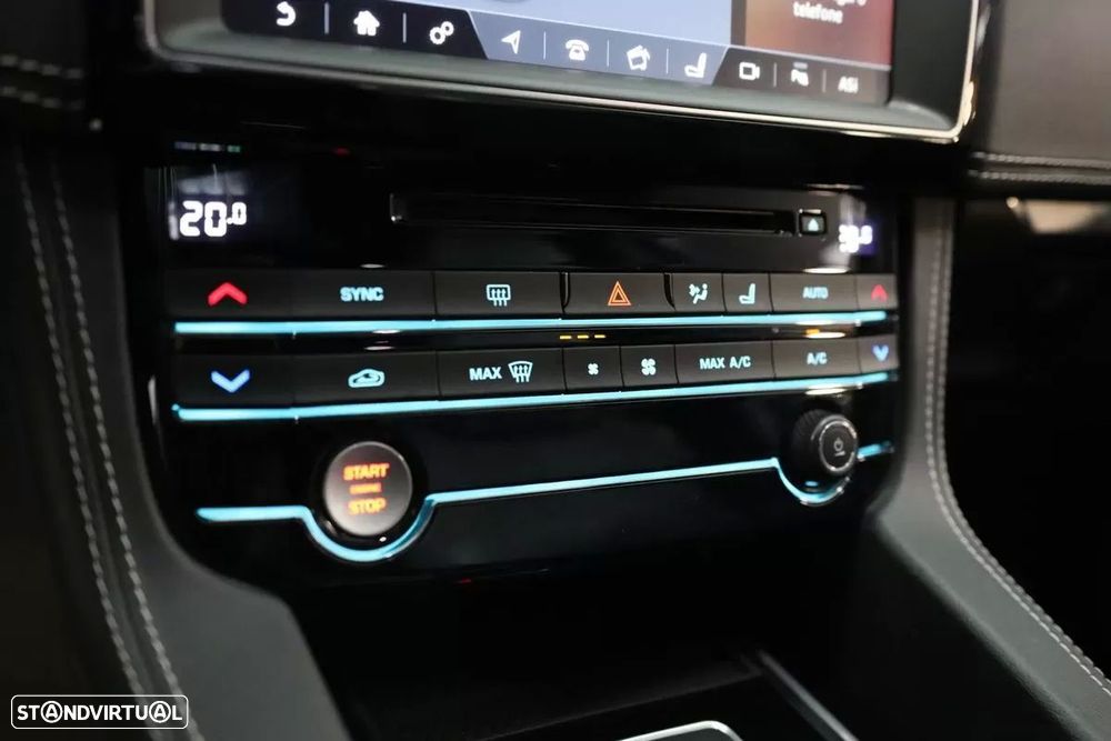 Jaguar F-Pace 25d AWD Aut. R-Sport - 28