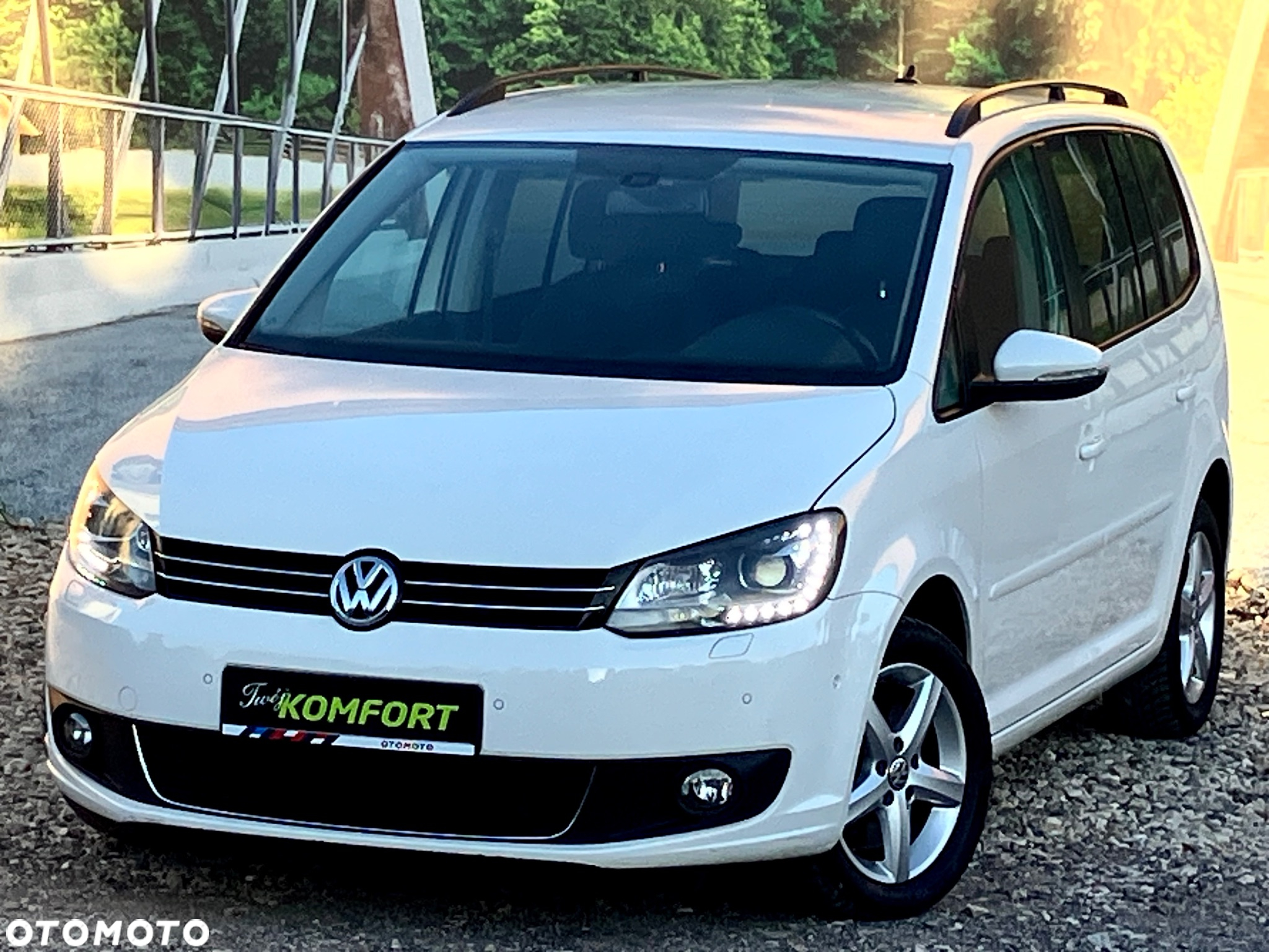 Volkswagen Touran 1.4 TSI DSG Highline - 2