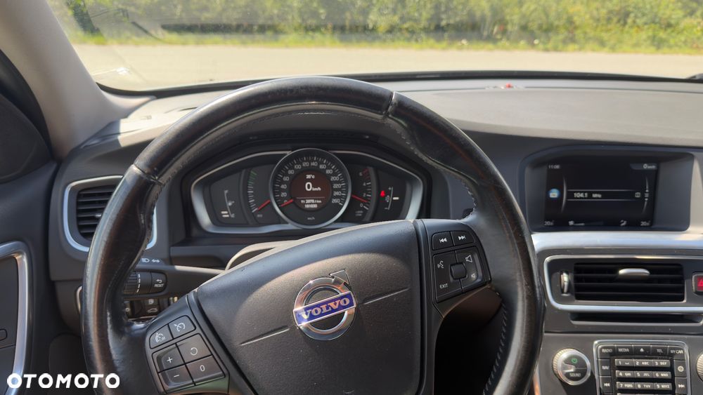 Volvo V60 D2 Edition - 39