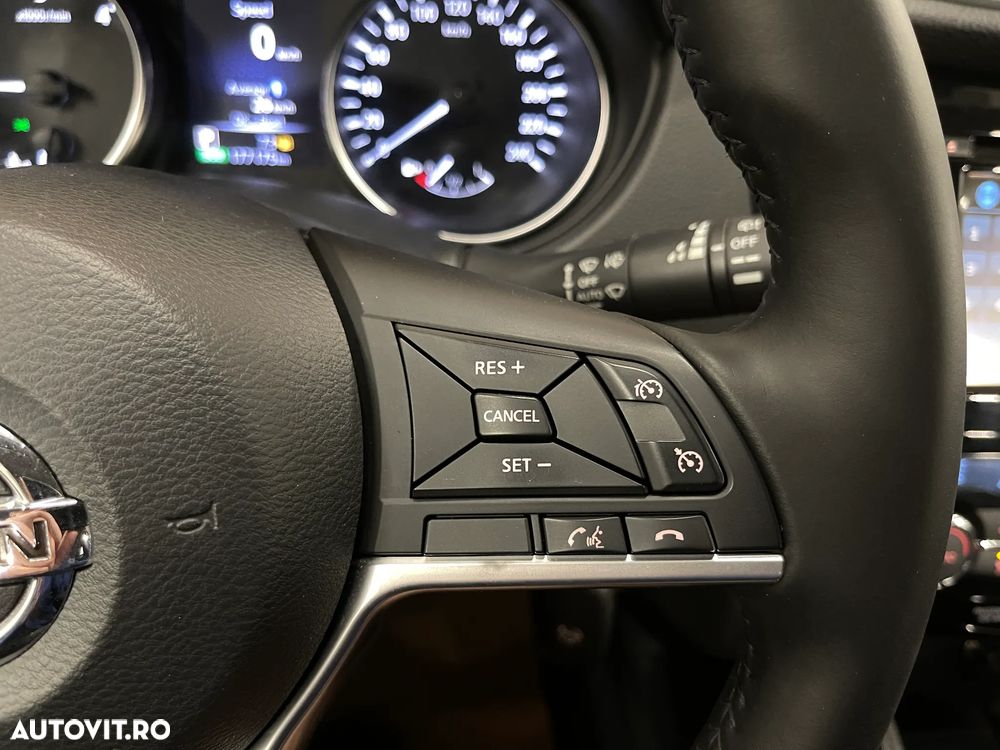 Nissan Qashqai 1.6 DCI Start/Stop X-TRONIC Acenta - 19