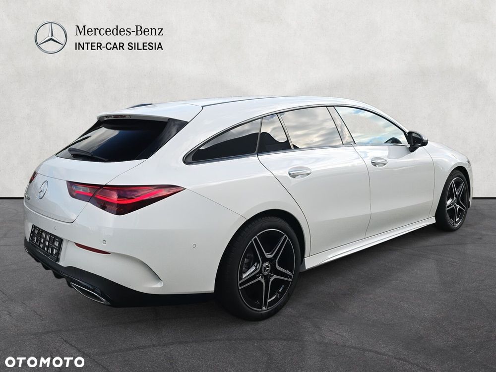 Mercedes-Benz CLA - 5