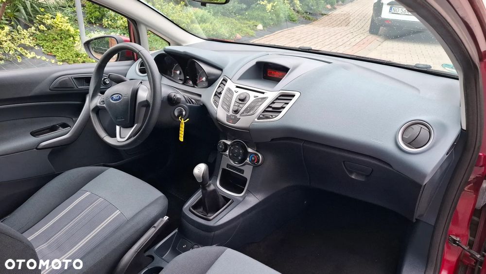 Ford Fiesta 1.25 Platinium X - 6