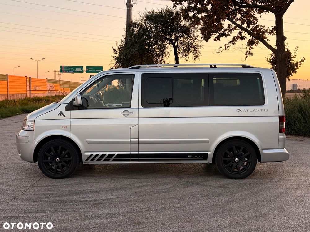 Volkswagen Multivan - 10