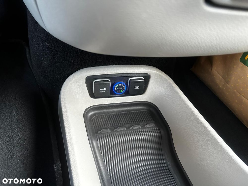 Chrysler Pacifica - 13