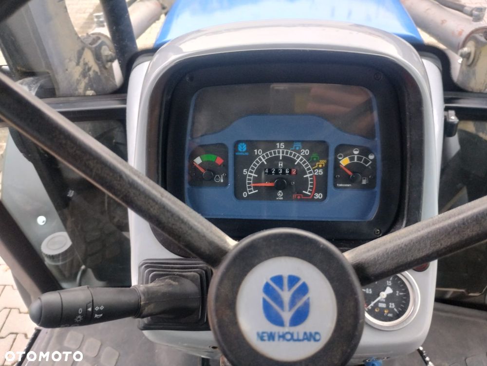 New Holland TD80D - 3
