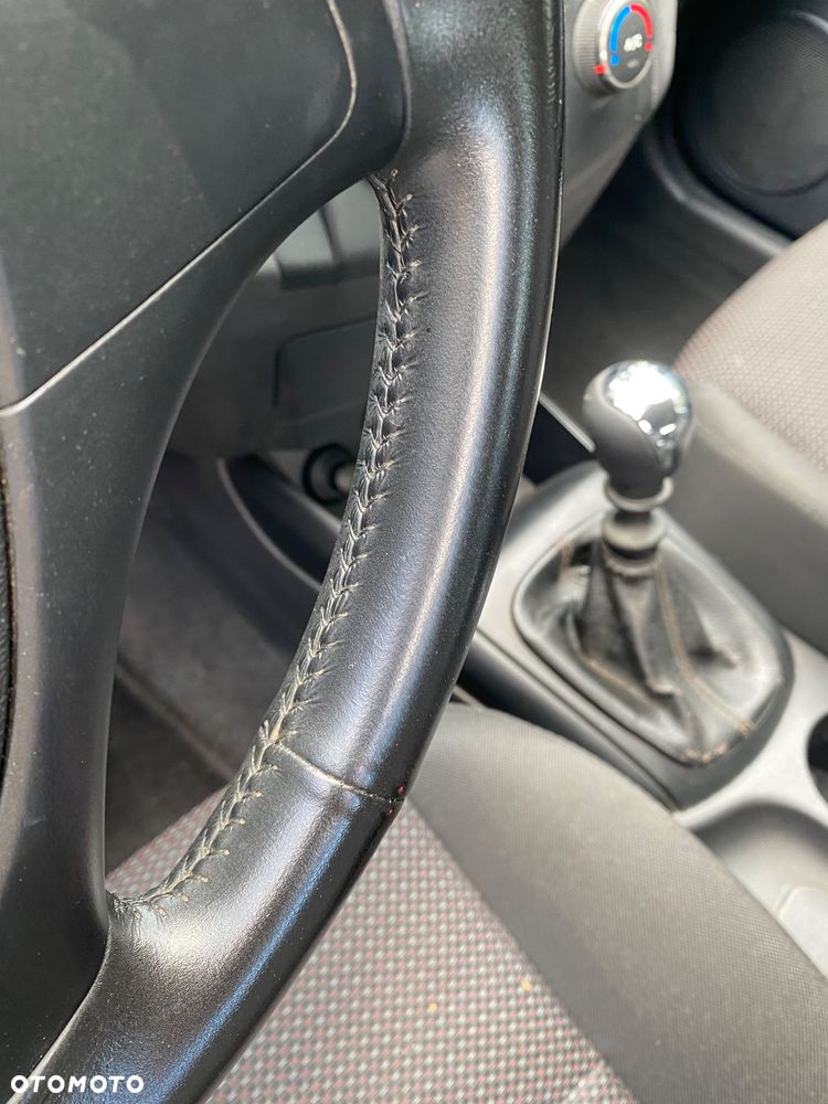 Hyundai i30 1.6 CRDi Comfort - 17