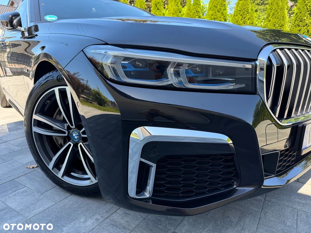BMW Seria 7 - 18