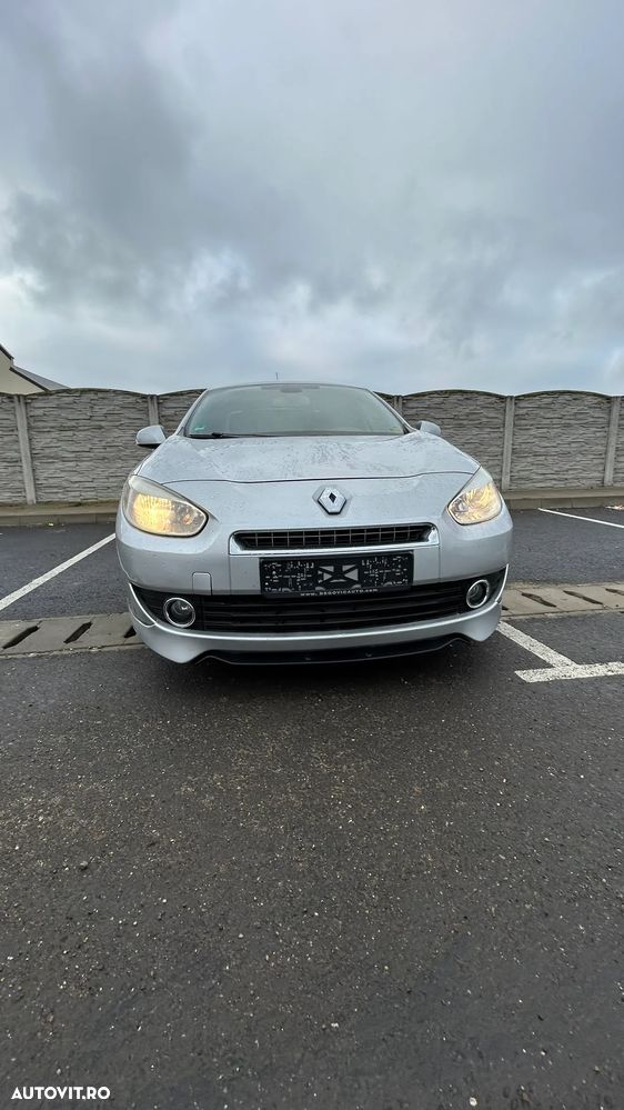 Renault Fluence dCi 110 FAP Sportway - 8