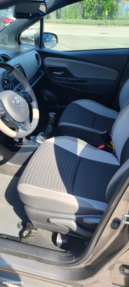 Toyota Yaris 1.5 Selection - 6