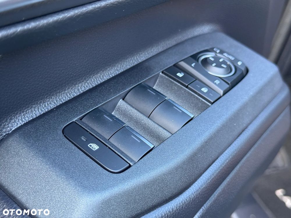 Toyota Land Cruiser LC 2.8 D-4D Invincible - 34