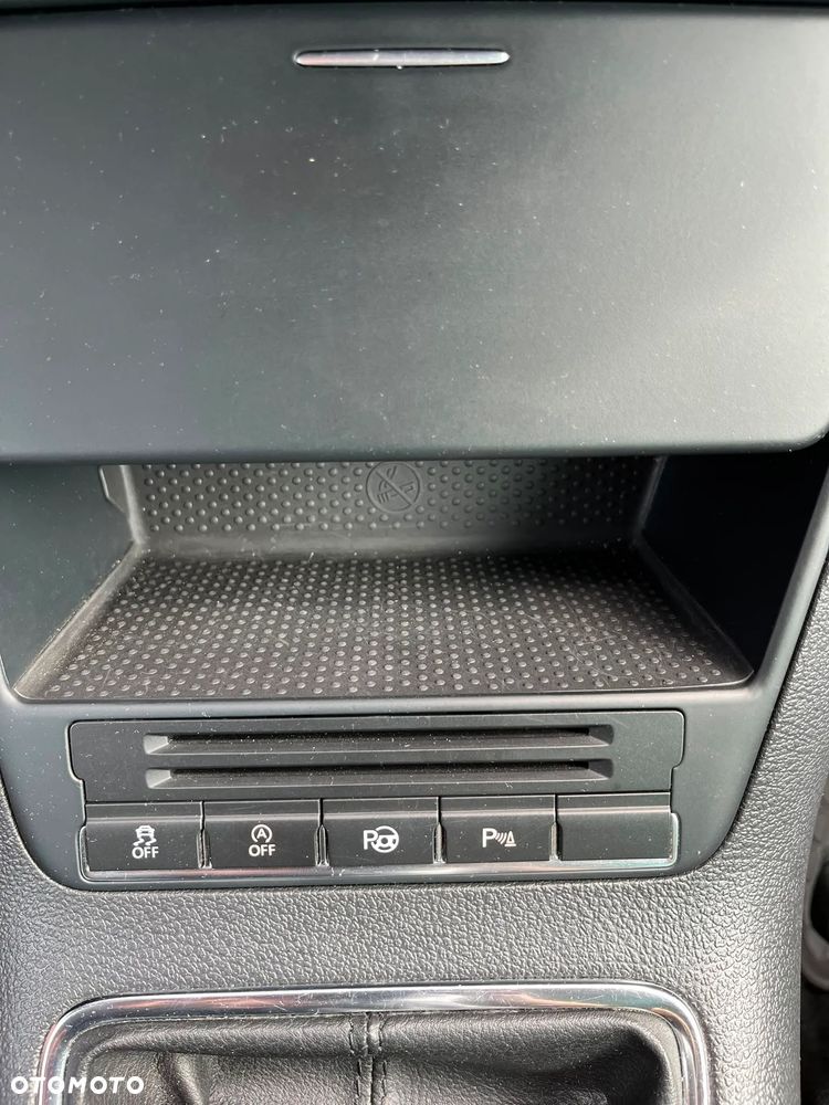 Volkswagen Tiguan 1.4 TSI BlueMotion Technology Lounge Sport & Style - 38