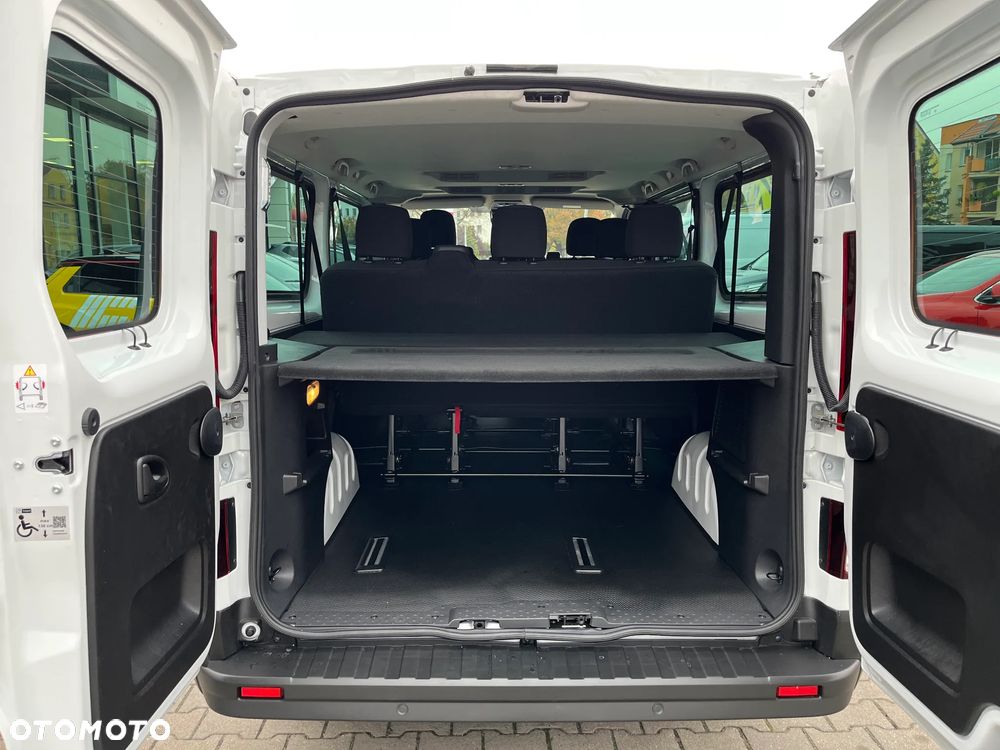 Renault Trafic - 10