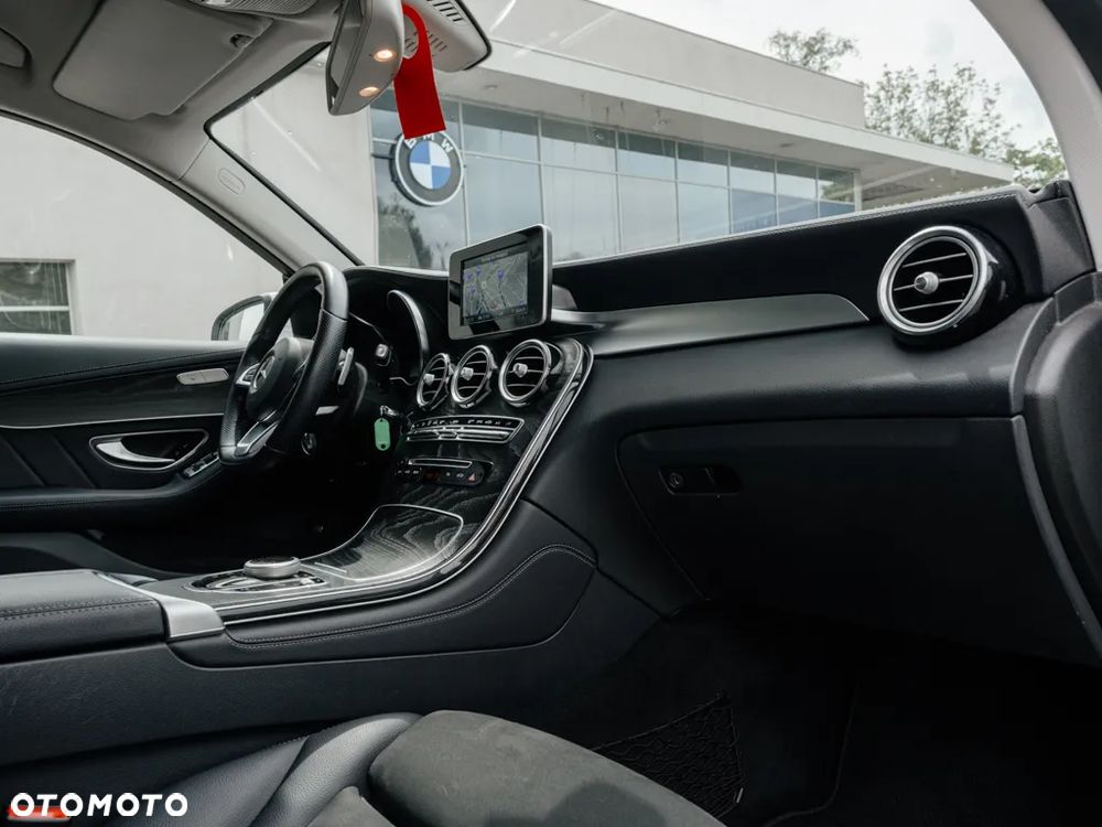 Mercedes-Benz GLC - 10