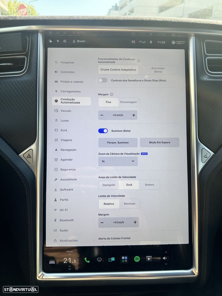Tesla Model S - 18