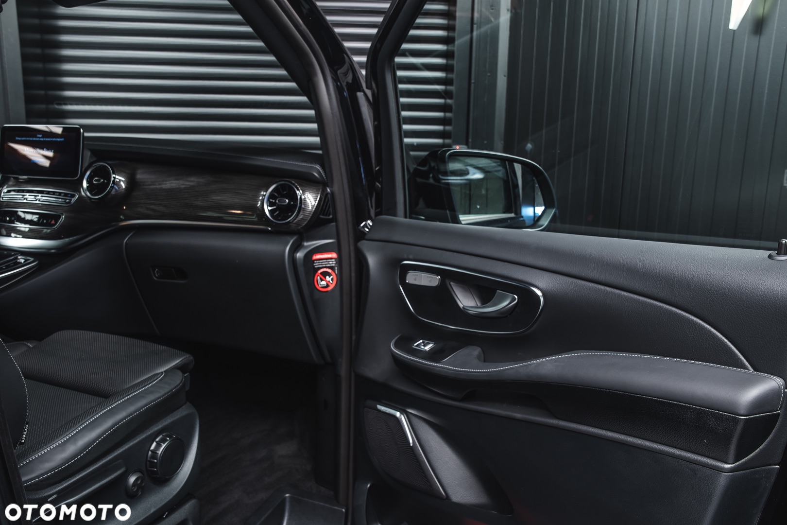 Mercedes-Benz Klasa V 300 d 4-Matic Avantgarde 9G-Tronic (ekstra d³) - 14