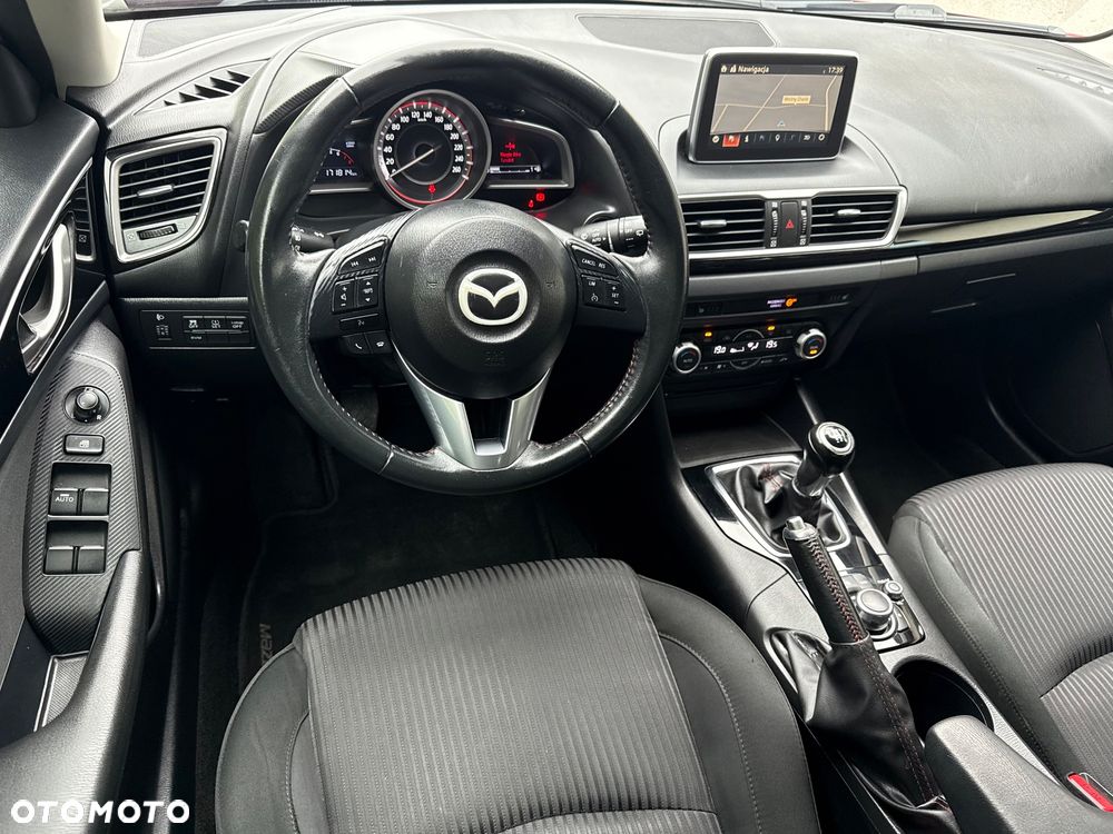 Mazda 3 - 8