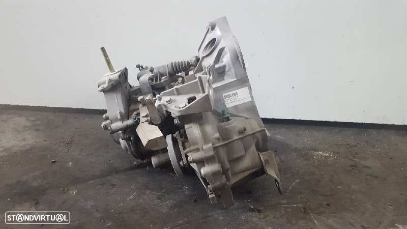 CAIXA VELOCIDADES FIAT PUNTO 2003 - 4