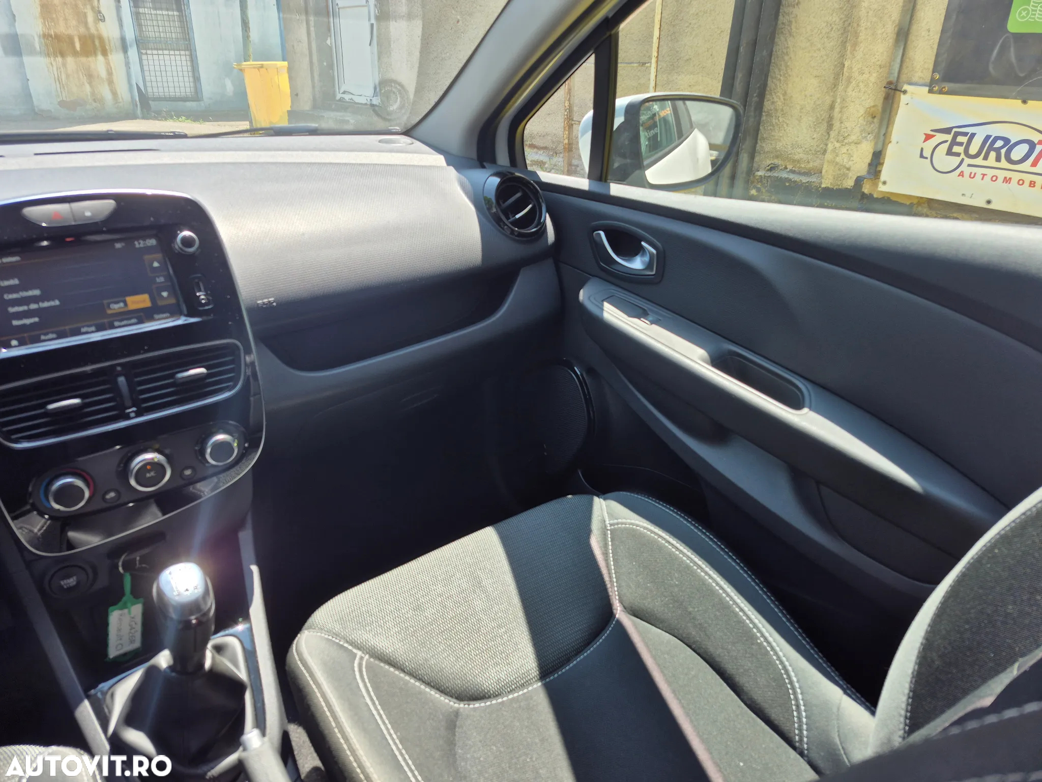 Renault Clio (Energy) dCi 90 Start & Stop LIMITED - 14