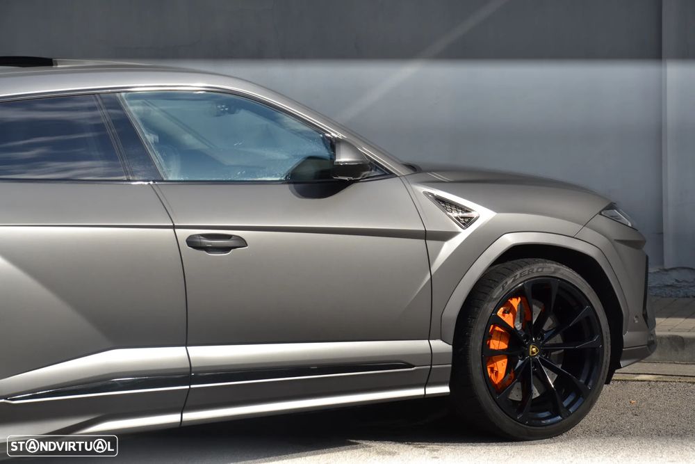 Lamborghini Urus 4.0 V8 - 16