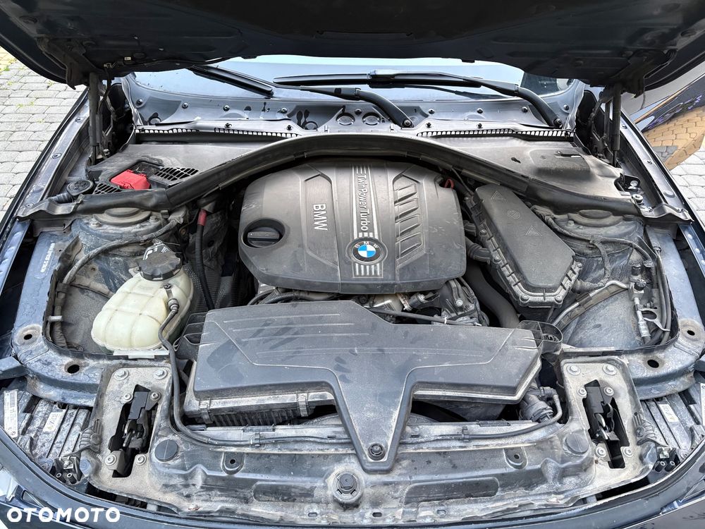 BMW 3 Series 2012 photo 4