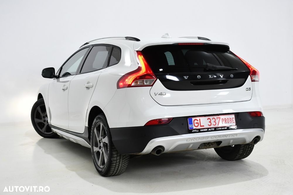 Volvo V40 Cross Country D3 Geartronic Momentum - 6