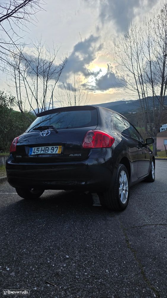 Toyota Auris 1.4 D-4D AC - 2