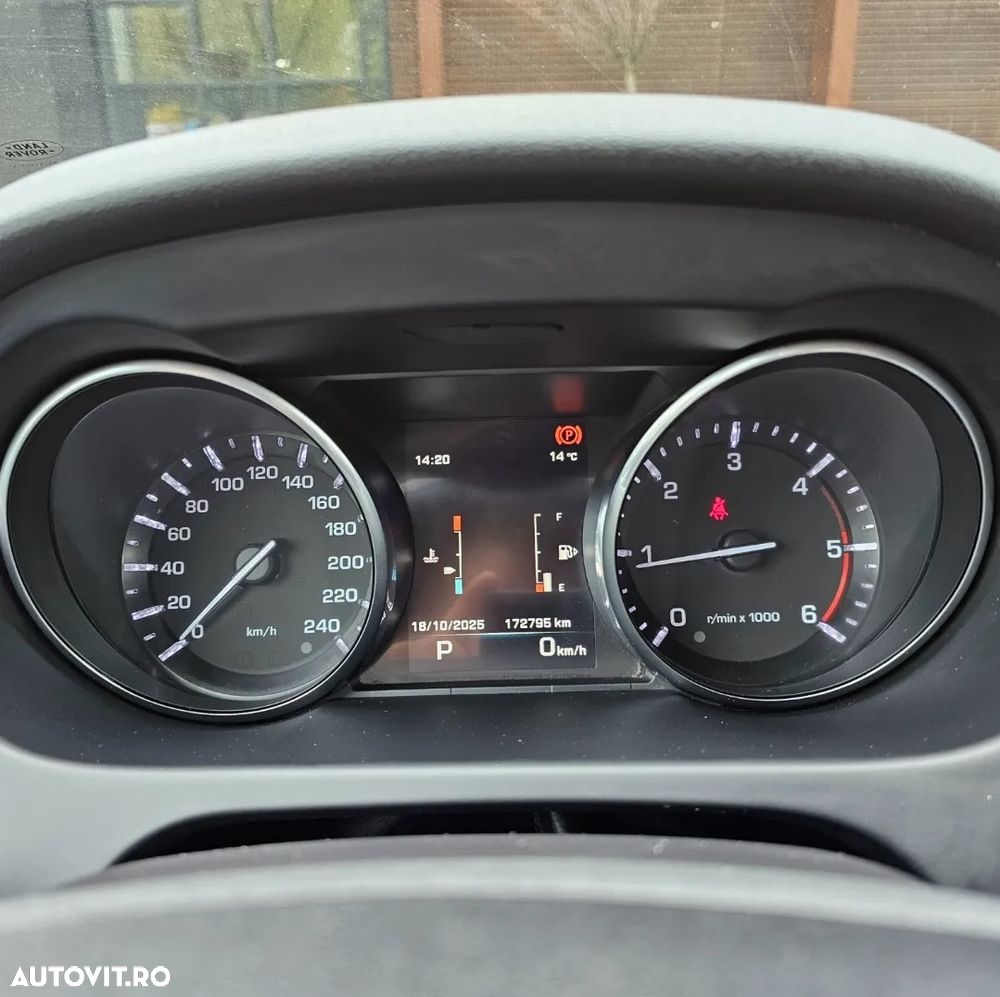 Land Rover Discovery 2.0 L TD4 HSE Luxury - 17