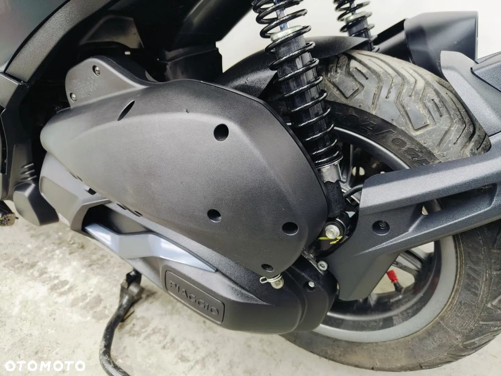 Piaggio Beverly - 23