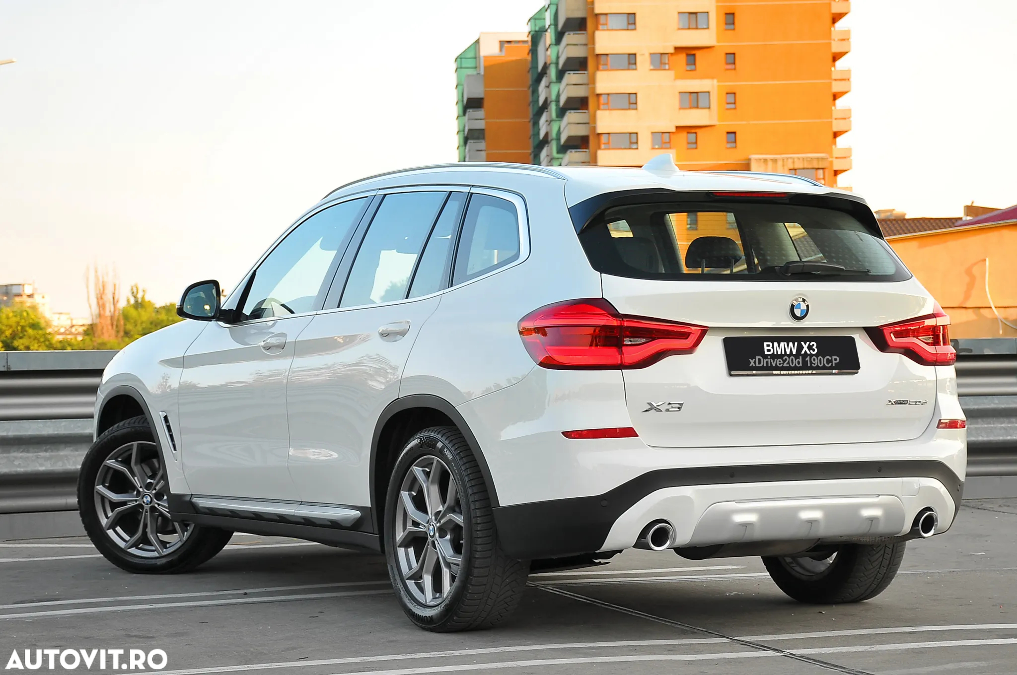 BMW X3 xDrive20d AT xLine - 3