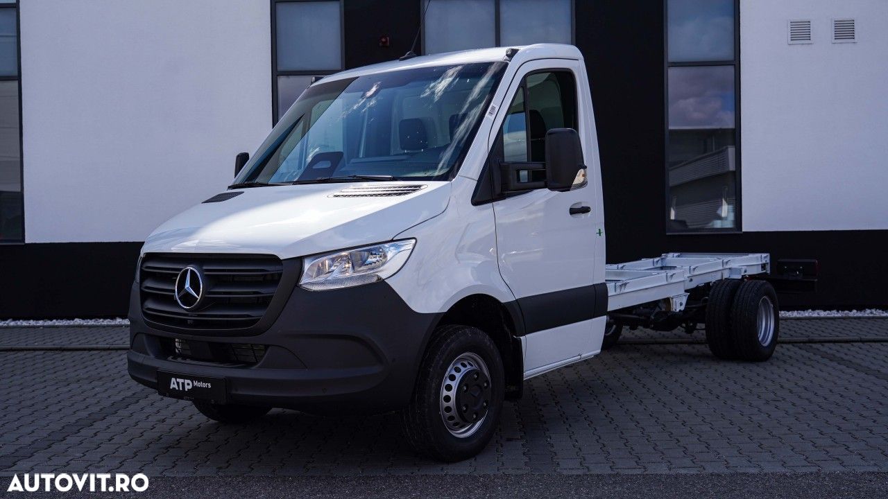 Mercedes-Benz Sprinter - 1