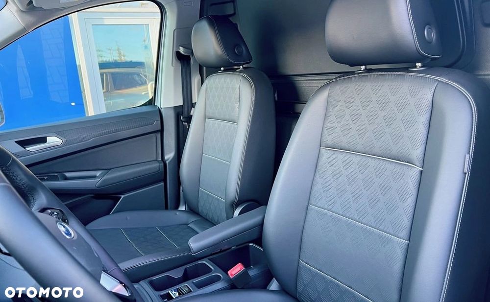 Ford Transit Connect - 6