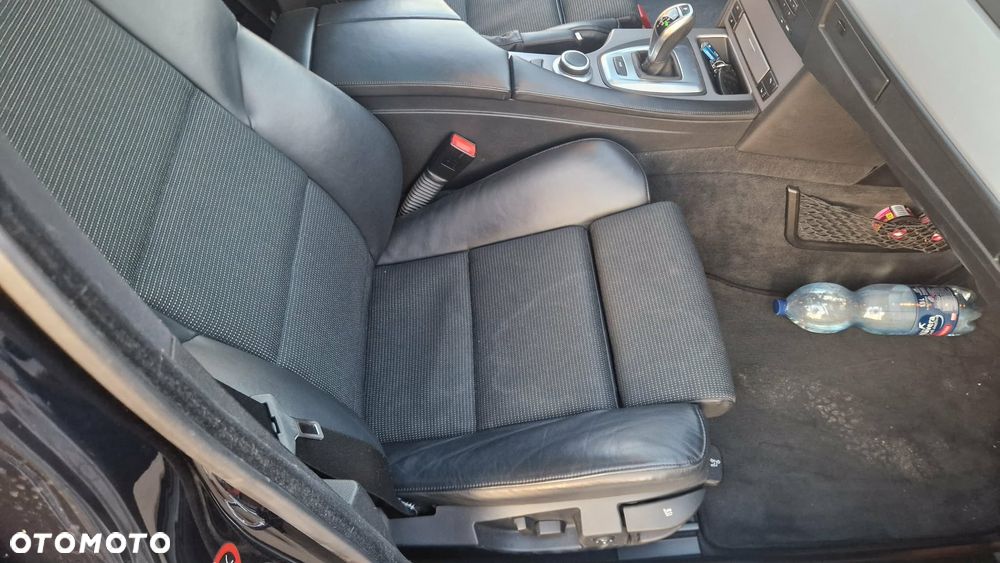 BMW Seria 5 525i Edition Sport - 14