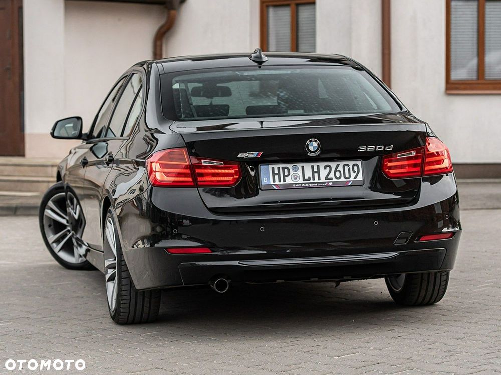 BMW Seria 3 320d Sport Line - 2