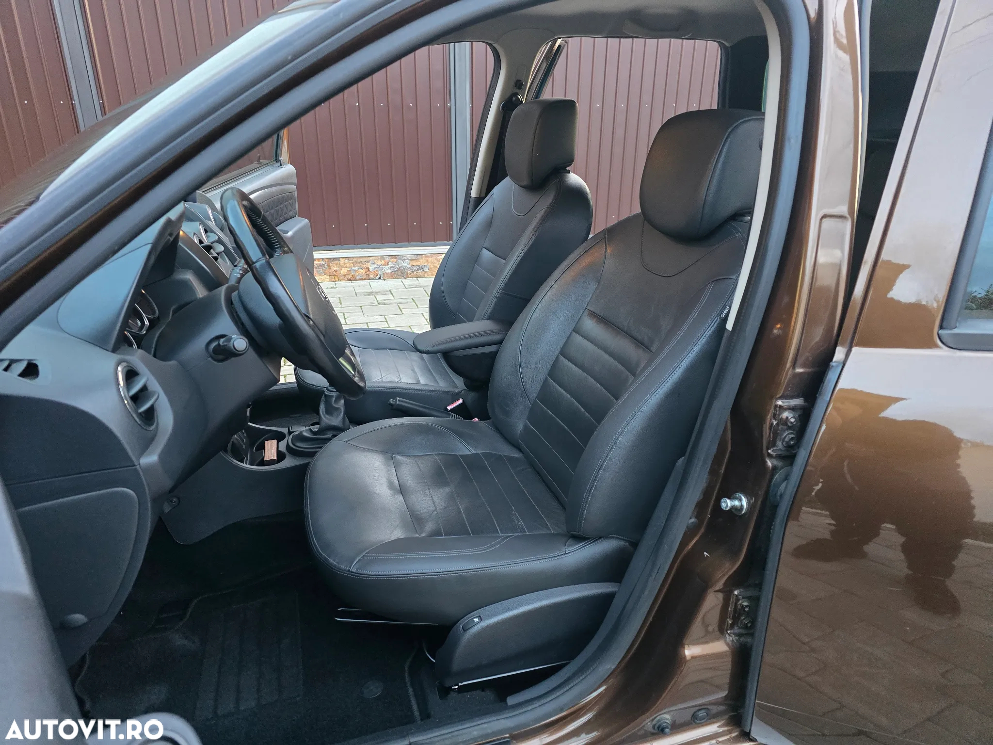 Dacia Duster 1.5 dCi 4x2 Laureate - 13